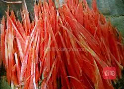 Illustration of how to make stir-fried carrots 4