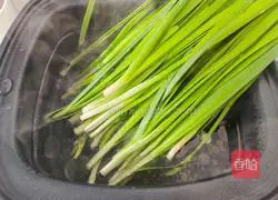 Illustration of how to make cold green leek sprouts 5