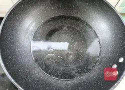 Illustration of how to stir-fry peanuts 10