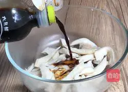 Illustration of how to make artificial waist flowers 4