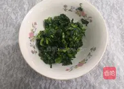 Illustration of how to make garlic lettuce leaves 6