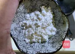 Illustration of how to make cabbage in milk soup 3