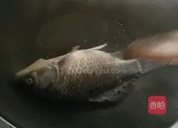 Illustration of how to make delicious vegetable fish noodle soup 2