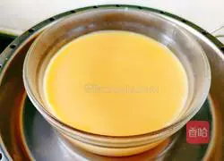 Illustration of how to make shrimp and egg custard 8