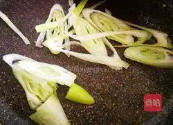 Korean stir-fried mixed vegetables illustration 10