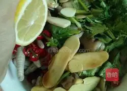 Lemon spicy and sour chicken feet recipe 11