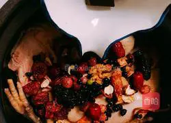 Donkey-hide Jiaonan Zaohong Lotus Seed Polygonatum Illustration of how to make soup 6