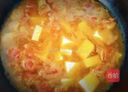 Illustration of tomato, basa, fish and tofu soup 7