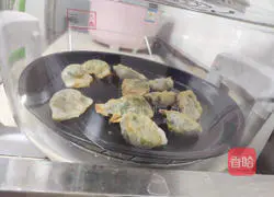 Super simple recipe for air fryer dumplings 4