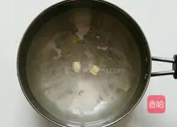 Recipe for Tremella Fungus, Yam, Lotus and Wolfberry Soup 3