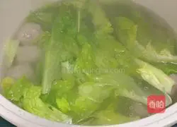 Beef Ball Lettuce Soup Recipe Illustration 7