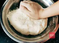 Illustration of how to make beef brisket and wheat ear-shaped buns 10