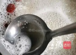 Illustration of how to make egg soup stuffed with sweet wine 4