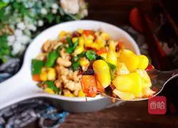 Illustration of how to make spicy fried corn kernels with minced meat 17