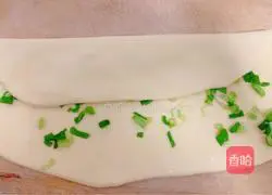 Illustration of how to make cornmeal and scallion rolls 8