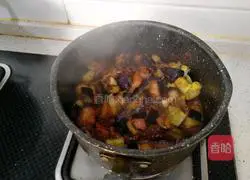 Illustration of how to make diced eggplant and meat sauce noodles 12