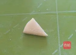 Illustrations of how to make fat cats in various shapes 17