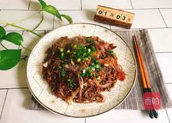  Illustrations of making fried noodles that are easy to recognize at a glance and that are so fragrant that they are so fragrant to the soul 12