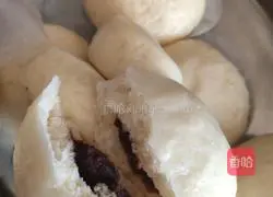 Illustration of how to make bean paste buns 12