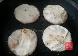 Illustration of how to make sesame pancakes 8