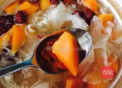 Papaya and Tremella Soup Recipe Illustration 13