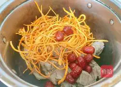 Cordyceps flower yam pork ribs soup Practice illustration 11