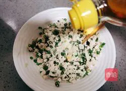 Illustration of making tofu rolls 8