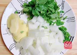 Tomato and Spare Ribs Soup | Illustration of How to Replenish Skin and Calcium 7