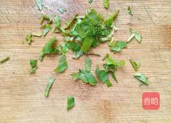 Illustration of how to make beef radish soup 4