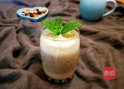 Illustration of how to make dragon fruit milkshake 10