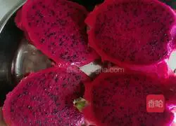 Illustration of how to make butterfly noodles 1