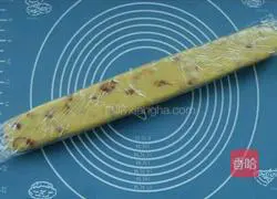 Illustration of how to make red date biscuits 7