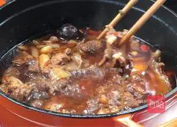 Illustration of how to make radish stewed mutton 16