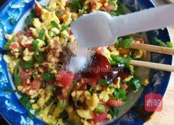 Illustration of how to make tomato and egg dumplings 11