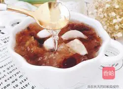Illustration of how to make bird's nest, peach gum, white fungus and sugar water 8