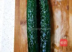 Illustration of how to make crispy pickled cucumbers 1