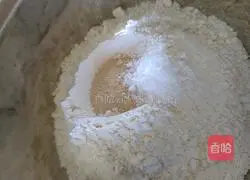 Illustration of how to make radish powder stuffed buns 2