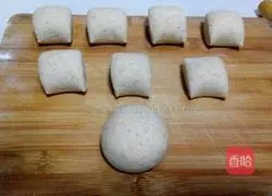 Illustration of how to make whole wheat steamed buns 8
