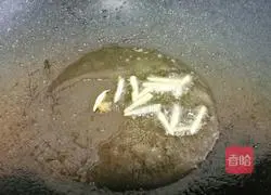 Illustration of how to make loofah, edamame and shrimp soup 5