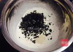 Illustration of making seaweed soda biscuits 3