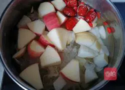 Recipe for Tremella Fruit Sweet Soup 6