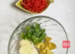 Illustration of how to make cold West Lake fungus 4 