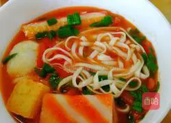 Illustration of how to make tomato hot pot meatball noodles 6