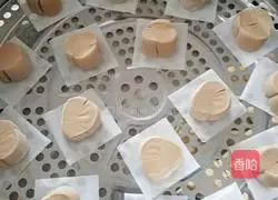 Illustration of how to make brown sugar blossom steamed buns 4