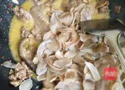 Illustration of how to make green pepper and spicy chicken 6