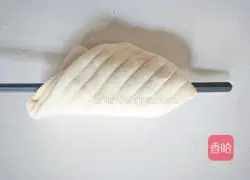 Illustration of how to make soft and delicious flower oil rolls 11