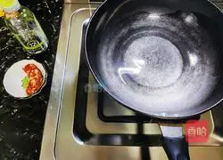 Illustration of how to make minced meat and egg custard 4