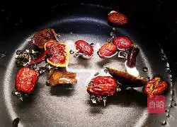 Illustration of how to make Ganoderma lucidum soup to enhance immunity 1