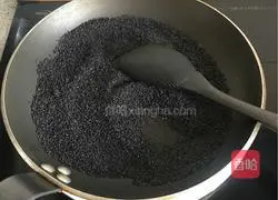 Sesame and peanut bun recipe 4