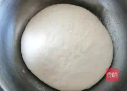 Illustration of how to make bean paste cake 4